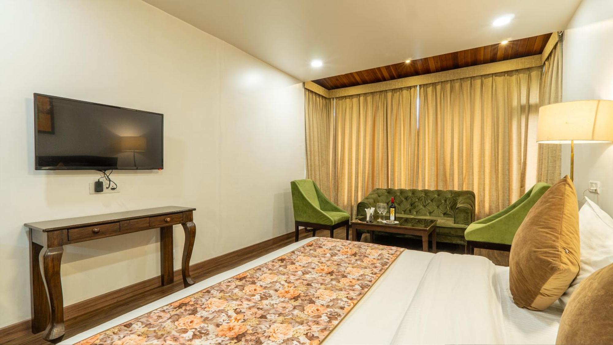 Woodrock Luxury Boutique Hotel Manāli Exterior foto
